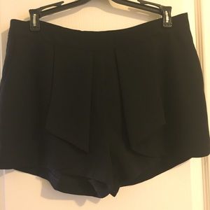 Dressy Black Polyester/Linen Shorts